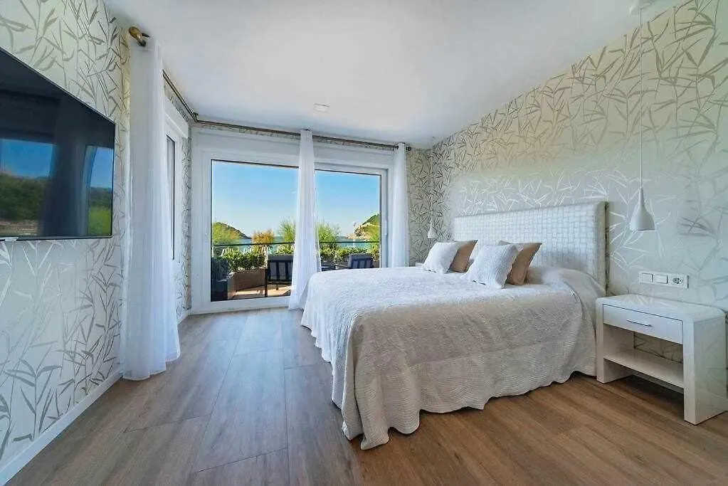 La Concha Beach Deluxe Apartment San Sebastian Spain